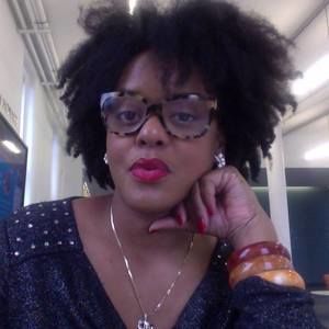 Meet your Posher, Delicia